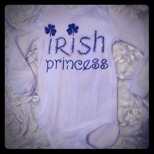 St.Pattys Day onesie (Newborn)